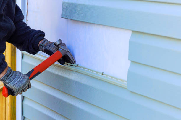 Trusted Emergency Siding Repair service in New London, CT - Creative Siding